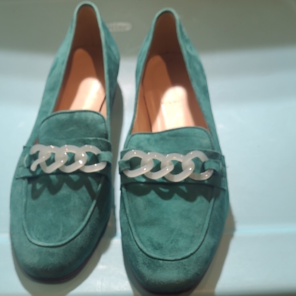 J. Crew Green Leather Loafers with Chain Detail Size 9.5 - Picture 2 of 12